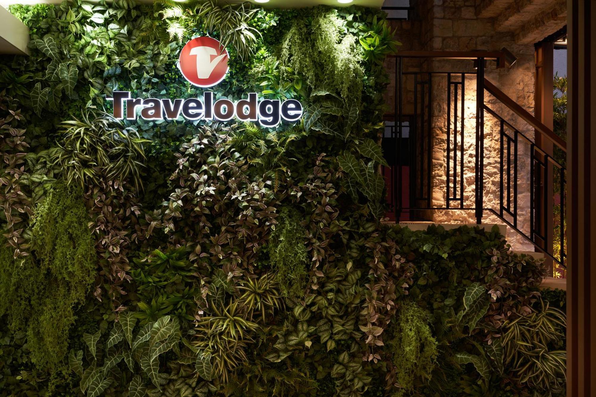 Travelodge Honmachi Осака Экстерьер фото